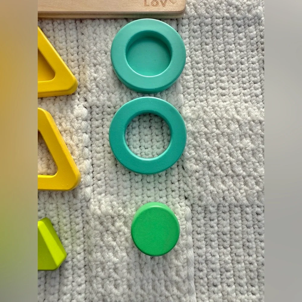 Lovevery Geo Shapes Puzzle